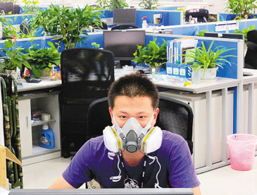 装修污染怎么办？进行室内环境检测势在必行，了解室内空气质量情况，做好清除甲醛的措施